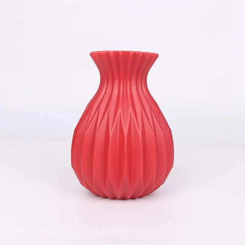 Plastic Nordic Flower Vase - 17cm x 8cm